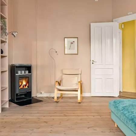 Dinbnb Homes I Historical 1896 Residential Apartman *